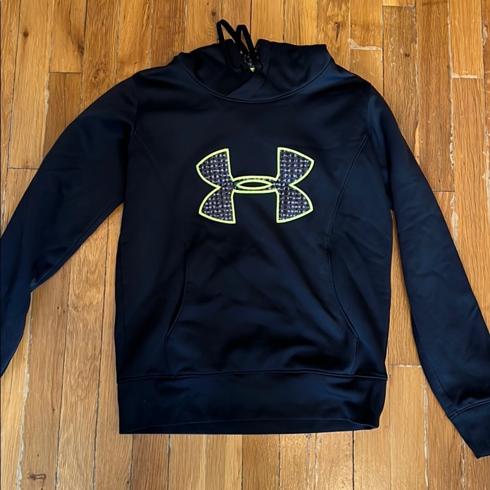 WORN ONCE Black Under Armour Hoodie